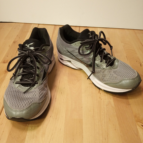 mizuno wave rider 20 brown